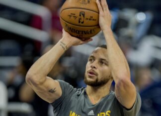 Warriors Storm Back to Defeat Thunder 116-109 Despite 52-Point Night from Gilgeous-Alexander Stephen Curry of the Golden State Warriors