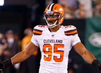 Myles Garrett Requests Trade From Cleveland Browns, Surprising Team and Fans Alike Myles Garrett Cleveland Browns requests trade