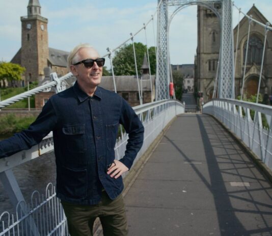 Why Fans Are Falling in Love With CNN’s New Show “My Happy Place” Alan Cumming My Happy Place